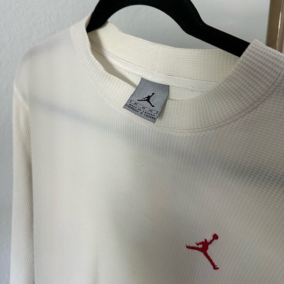 Vintage Air Jordan waffle knit long sleeve cream and red accents - Picture 7 of 8
